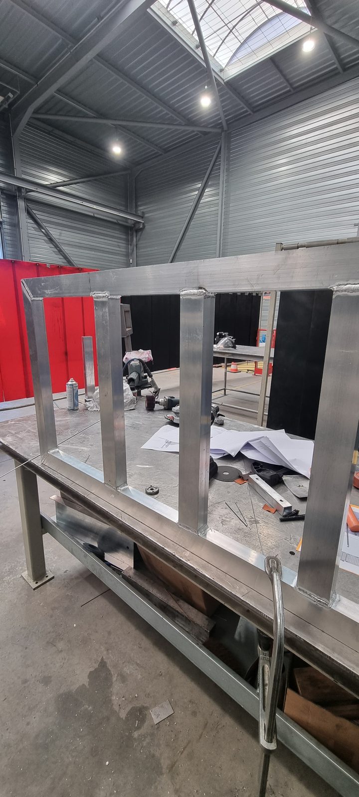Garde-corps en aluminium, fabrication en atelier