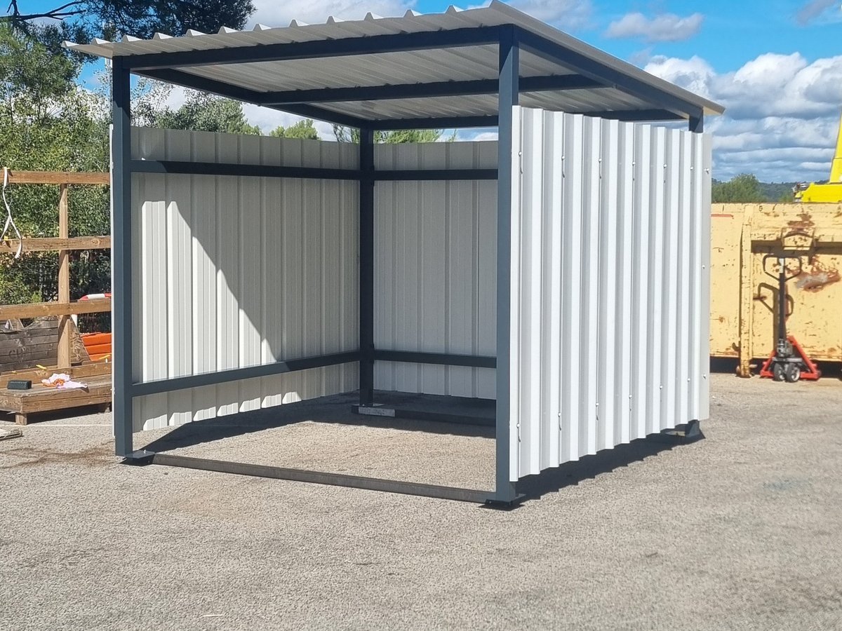 Pergola en acier fabriquée sur mesure